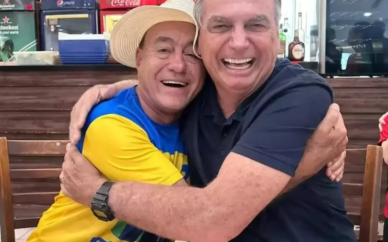 “Não tenho vergonha”, diz Bocalom sobre adversários que não assumiram Flávio Bolsonaro