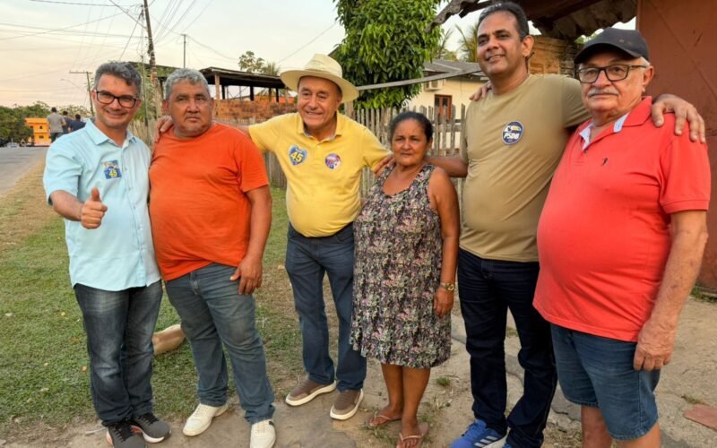 Em caminhada por Cruzeiro do Sul, Bocalom e Adonis recebem carinho da população e defendem mais oportunidades para o Juruá